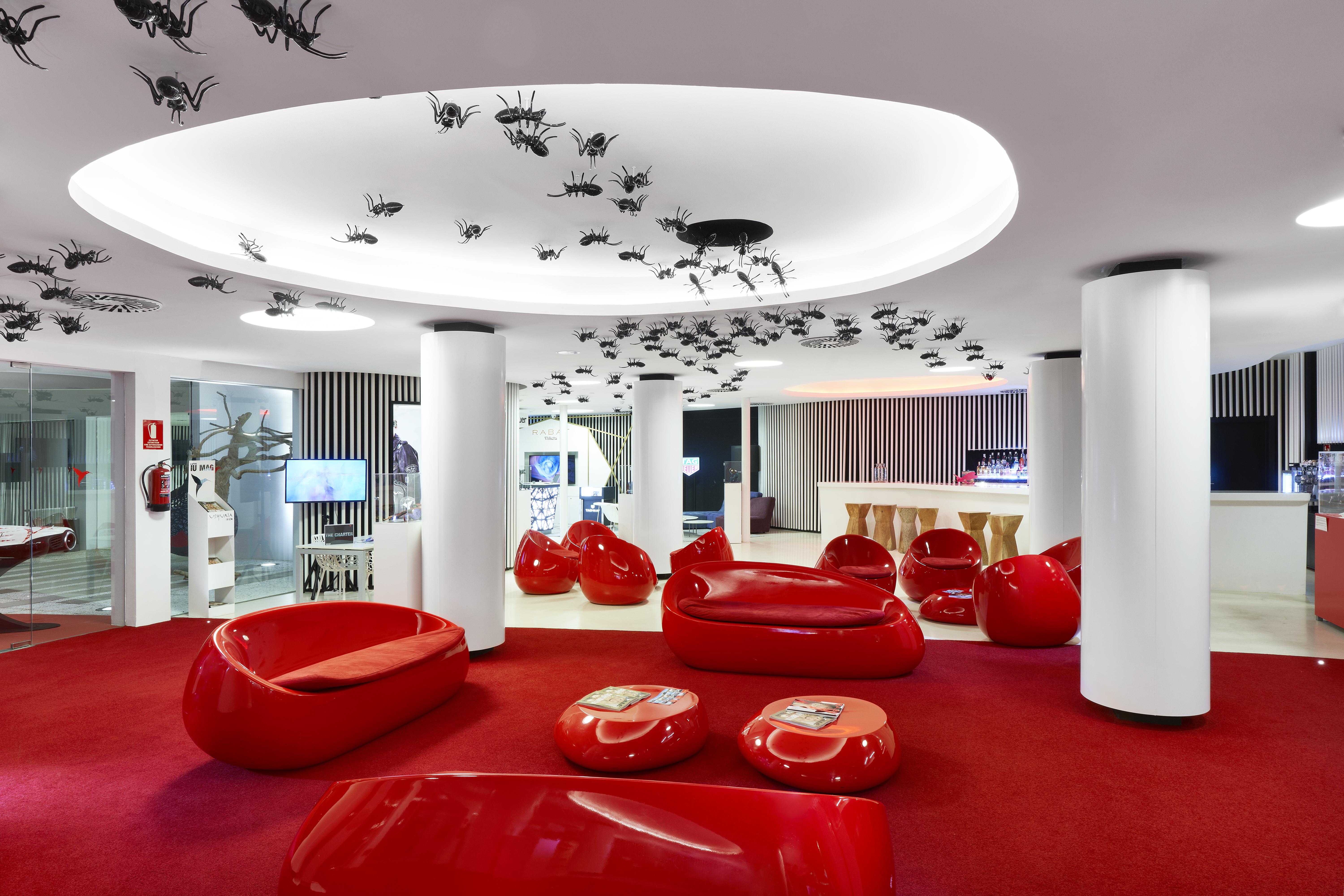 Ushuaia Ibiza Beach Hotel - Только для взрослых Плайя Ден Босса Экстерьер фото The lobby of the hotel