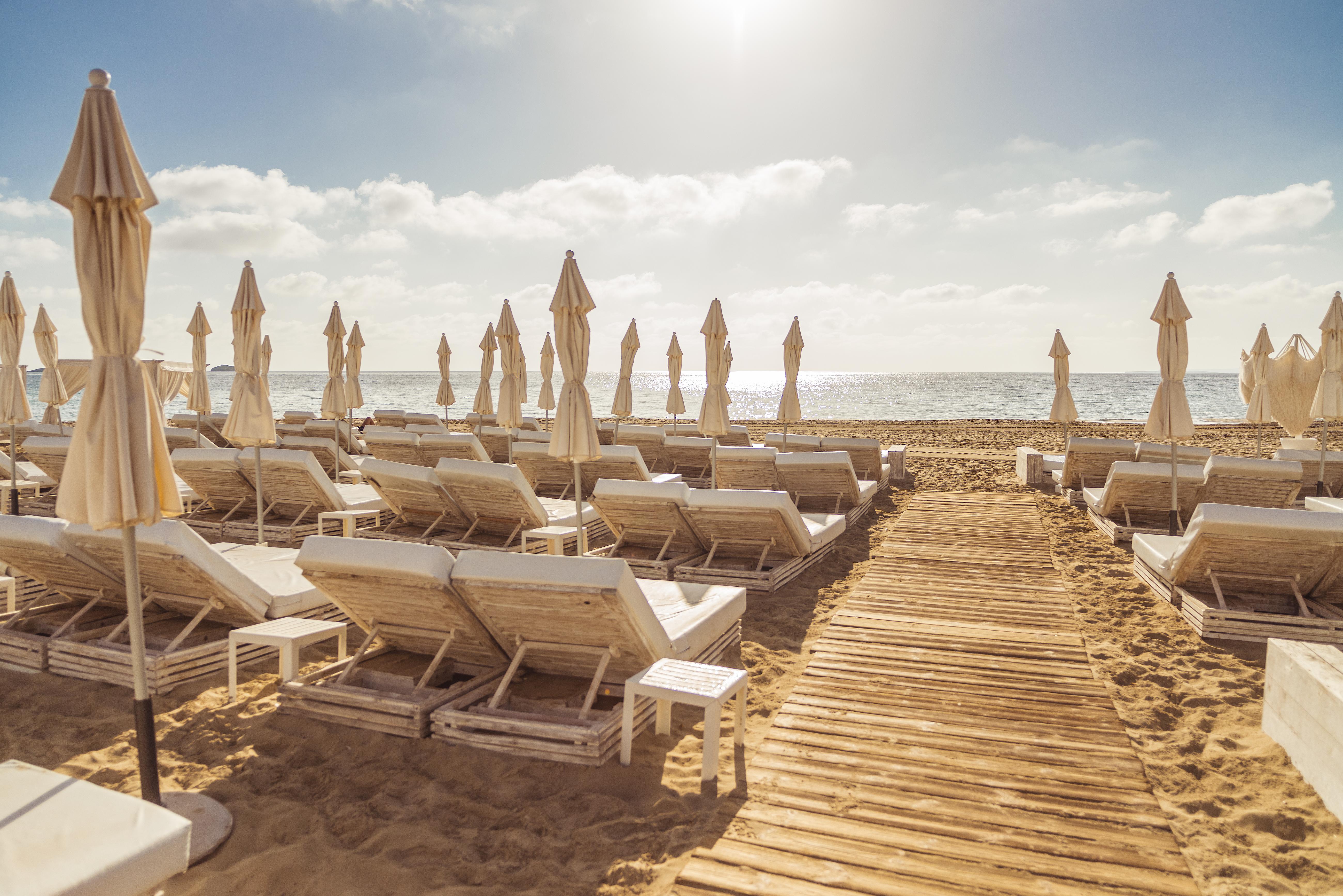Ushuaia Ibiza Beach Hotel - Только для взрослых Плайя Ден Босса Экстерьер фото Beach at the Dead Sea